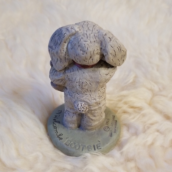 Miss Martha's Collectible "Bootsie" Figurine #1529 - Picture 2 of 3